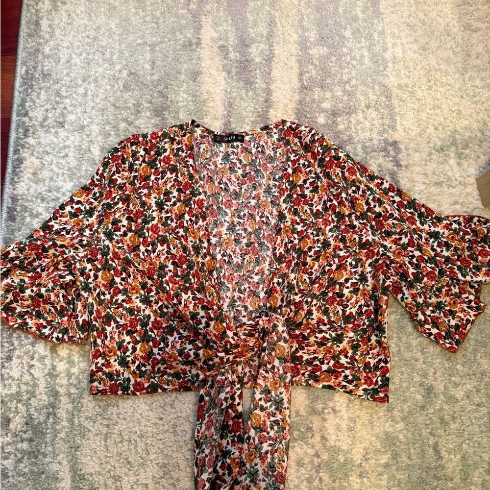 Floral Kimono Wrap Top from SHEIN - Picture 2 of 5